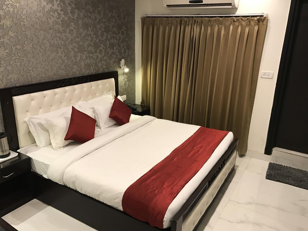 Hotel Eurasia Джапур Экстерьер фото
